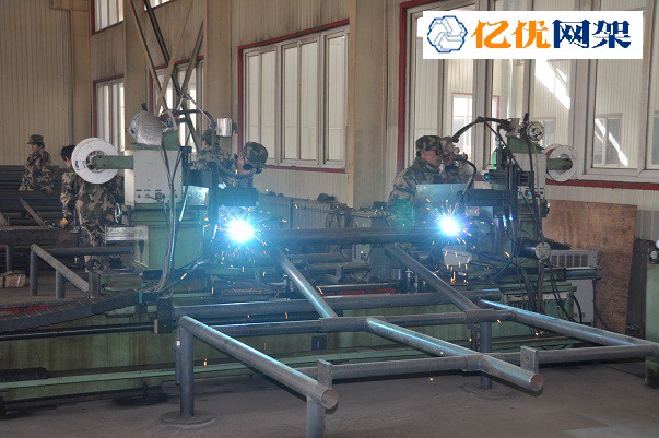 本溪螺栓球网架加工车间